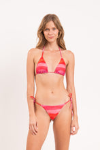 Load image into Gallery viewer, Model Front: Rio De Sol Top Top Cher Tri-Inv
