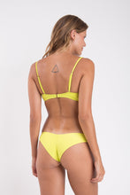 Load image into Gallery viewer, Model Back: Rio De Sol Top Top Citrico Bandeau-Crispy
