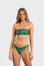 Load image into Gallery viewer, Model Front: Rio De Sol Set Set Wilds Bandeau-Reto Highleg