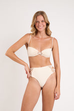 Load image into Gallery viewer, Model Front: Rio De Sol Top Top Malibu-Natural Bandeau-Iris