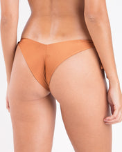 Load image into Gallery viewer, Image 05: Rio De Sol Bottom Bottom Nocciola Italy