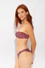 Load image into Gallery viewer, Image 03: Rio De Sol Top Top Coral-Feline Sara