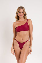 Load image into Gallery viewer, Model Front: Rio De Sol Bottom Bottom Touch-Carmim Gigi