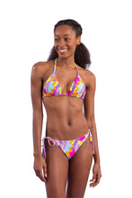 Load image into Gallery viewer, Model Front: Rio De Sol Set Set Dreams Tri-Inv Ibiza-Comfy