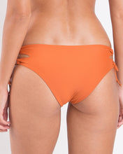 Load image into Gallery viewer, Image 05: Rio De Sol Bottom Bottom Ocre Madrid