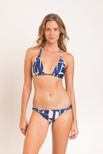 Load image into Gallery viewer, Model Front: Rio De Sol Bottom Bottom Pottery Mel