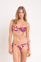 Load image into Gallery viewer, Model Front: Rio De Sol Set Set Funny Balconet-Tie Ibiza-Comfy