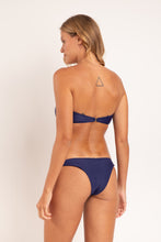 Load image into Gallery viewer, Model Back: Rio De Sol Set Set Touch-Marinho Sara Essential