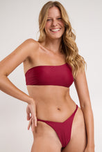 Load image into Gallery viewer, Image 09: Rio De Sol Set Set Touch-Carmim Isadora Gigi
