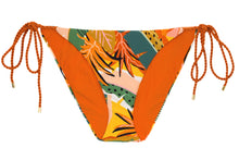 Load image into Gallery viewer, Model Front: Rio De Sol Bottom Bottom El-Arco Ibiza-Comfy-Rope
