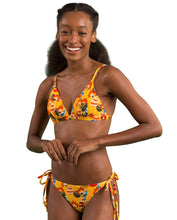 Load image into Gallery viewer, Gallery: Rio De Sol Set Set Stories Tri-Fixo Cheeky-Micro
