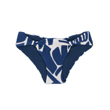 Load image into Gallery viewer, Product Front: Rio De Sol Bottom Bottom Pottery Mel
