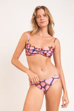 Load image into Gallery viewer, Image 09: Rio De Sol Top Top Amore-Pink Bandeau-Crispy
