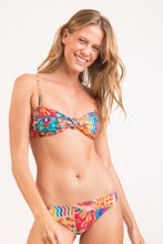 Load image into Gallery viewer, Image 06: Rio De Sol Top Top Love-Trip Bandeau-Joy
