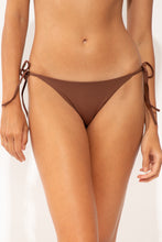 Load image into Gallery viewer, Gallery: Wednesday In Hawaii By Rio De Sol Bottom Bottom Coco Kaleia
